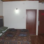 Hotel Herton *